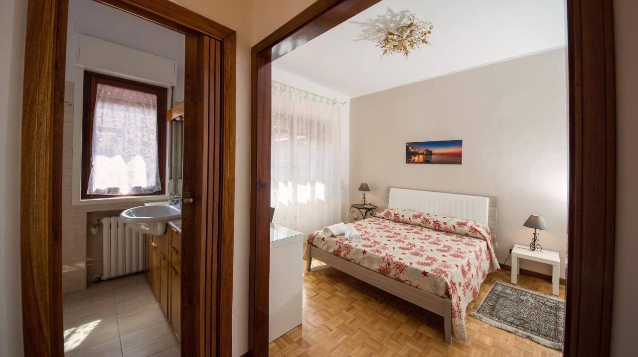 La Castellese Bed & Breakfast Aci Castello Exterior photo